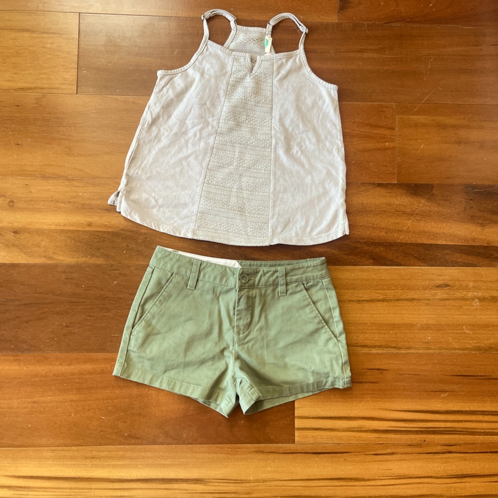 Volcom & Roxy Girl Grey Tank Top and Green Shorts Set